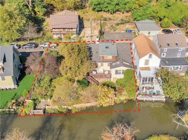 Building Photo - 351 Piermont Ave