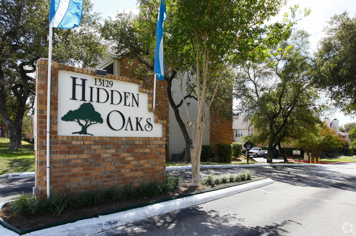 Primary Photo - Hidden Oaks Apartments