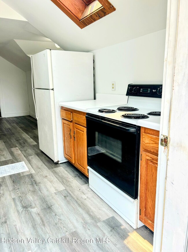Building Photo - 145 NY-23