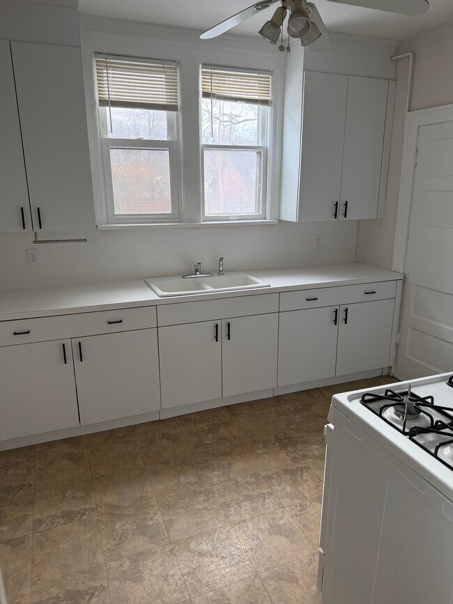 Foto del edificio - 3224 Irving Ave S