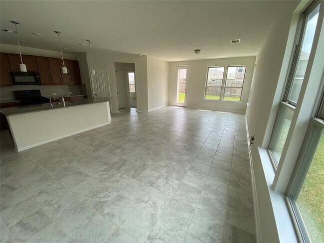 Building Photo - 20902 Cullen Ranch Rd