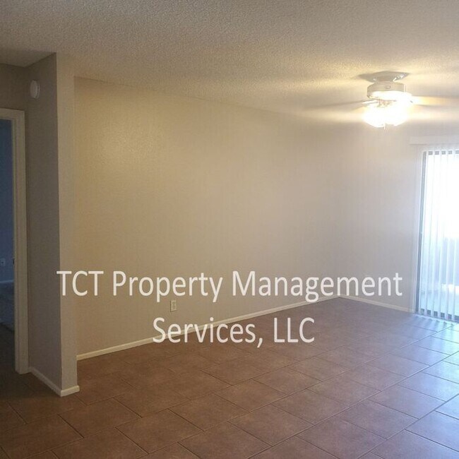 Building Photo - Double Master 2 Bedroom in Dobson Villas !