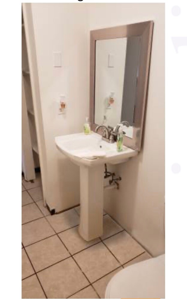 Unit B - 41 Oxford St