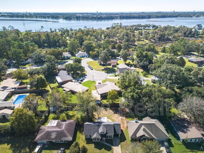 Foto del edificio - 1859 Brasher Rd