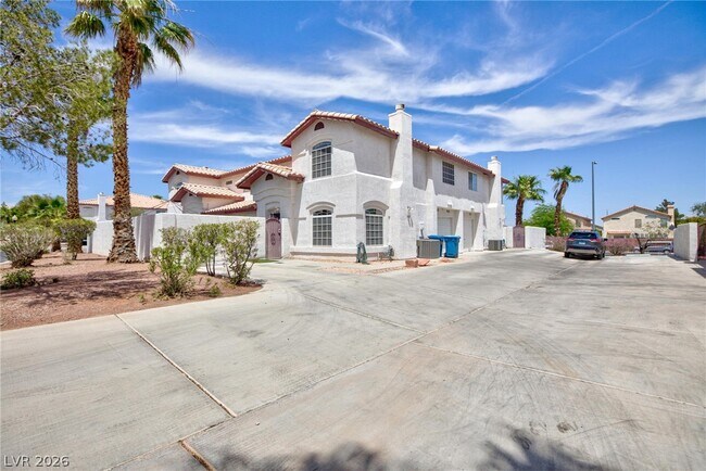 Foto del edificio - 3910 Starfield Ln
