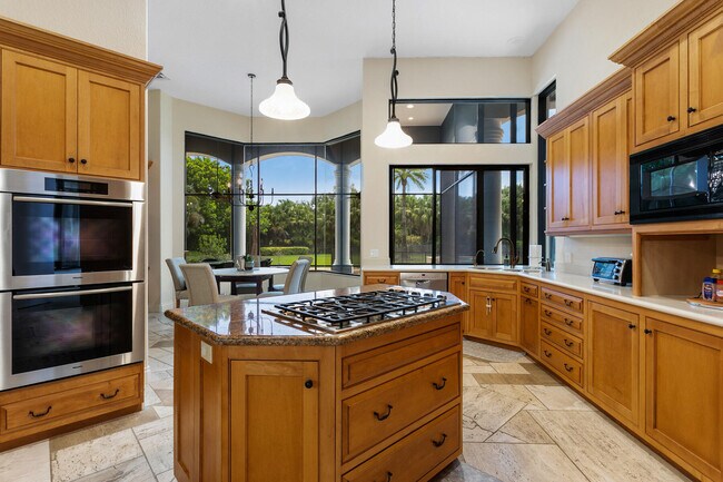 Building Photo - 8158 Native Dancer Rd E