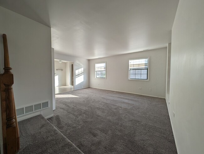 Foto del edificio - 1516 W Jefferson Ave