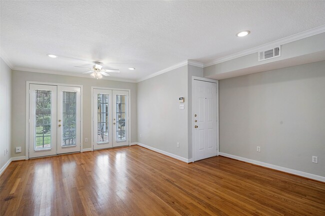 Building Photo - 4608 Woodhead St