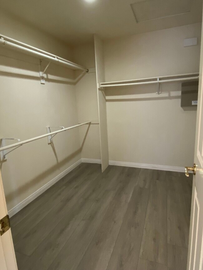 Foto del edificio - 13917 Capewood Ln