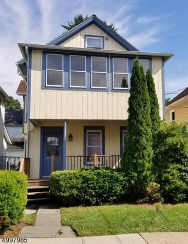 Primary Photo - 21 E Stewart St