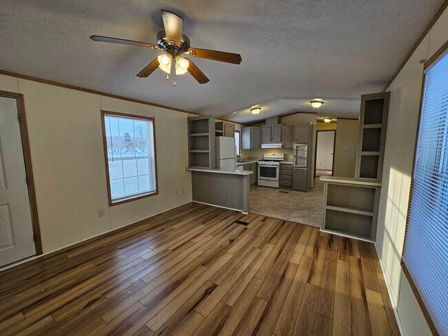 Foto del edificio - 54 Noble Ln