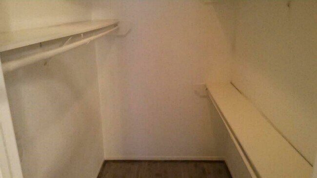 Foto del edificio - 2255 Braeswood Park Dr