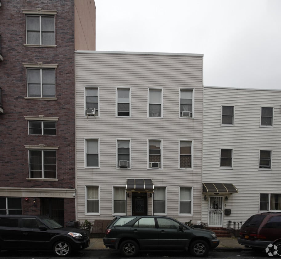 Building Photo - 183 Withers St