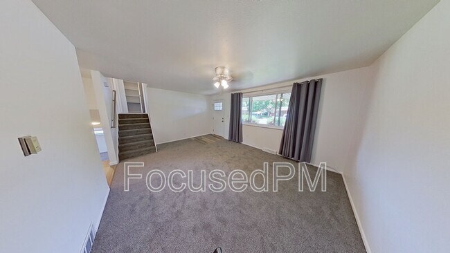 Foto del edificio - 4675 Holland St