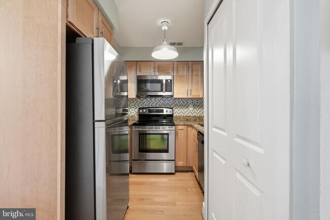 Foto del edificio - 1413 11th St NW