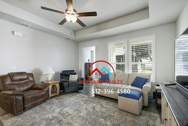 Foto del edificio - Available NOW: Beautiful Home in Kissing Tree