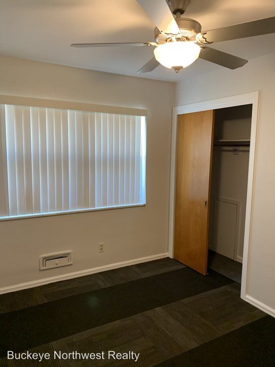 Foto del edificio - 2548-2554 Schroeder St
