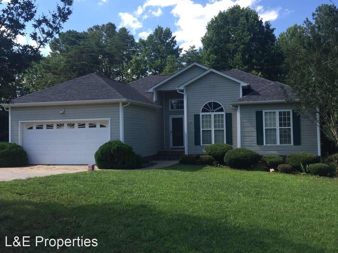 Primary Photo - 3 br, 2 bath House - 1107 Courtney Cove Court