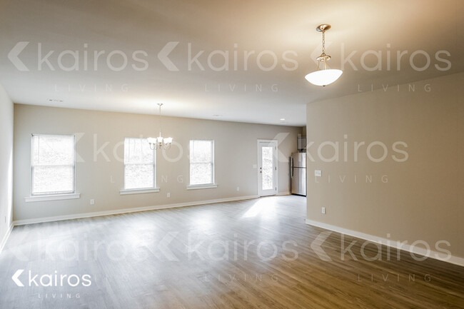 Foto del edificio - 11659 Woodland Lake Rd.