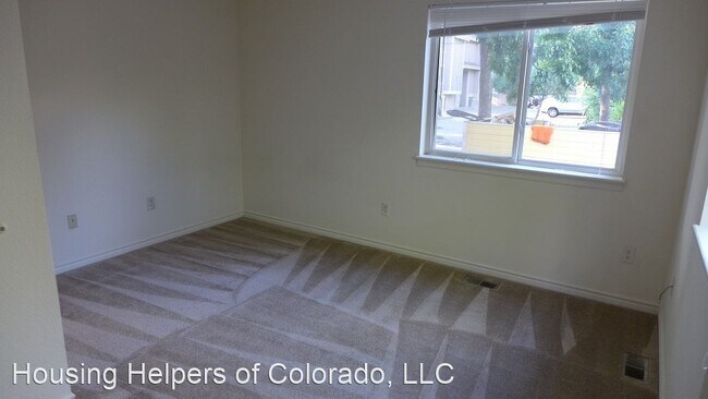 Building Photo - 4 br, 2 bath House - 1718 Canyon Blvd