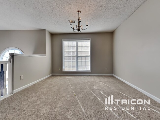 Foto del edificio - 1619 Spring Hill Ct