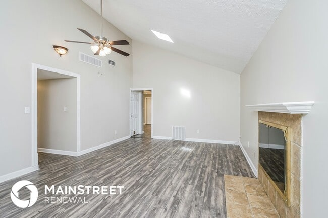 Building Photo - 4729 Shenandoah Dr