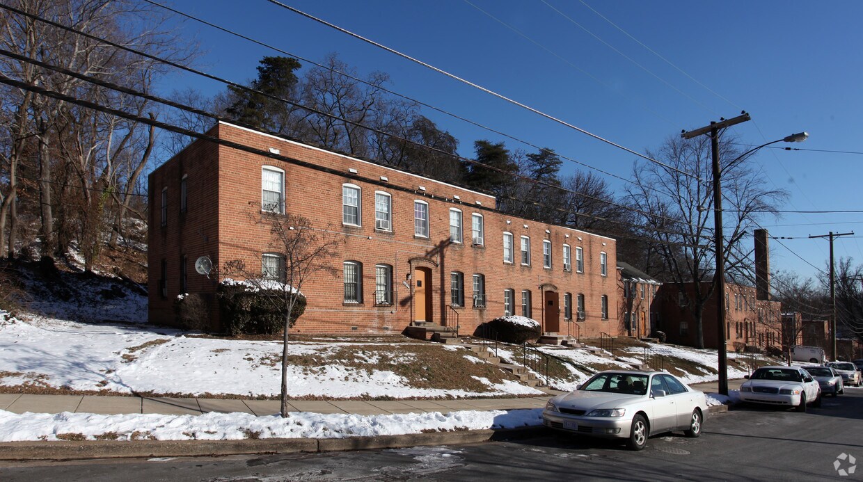 Benning Heights Apartments Apartments in Washington, DC