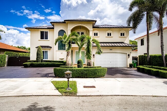 Foto del edificio - 9121 NW 177th Terrace