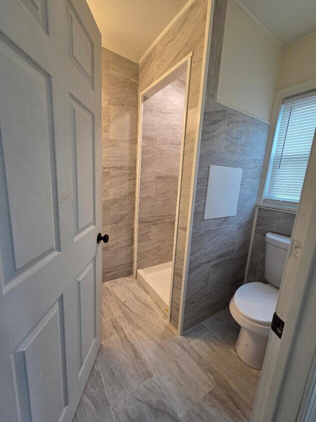Foto principal - 6500 Torresdale Ave