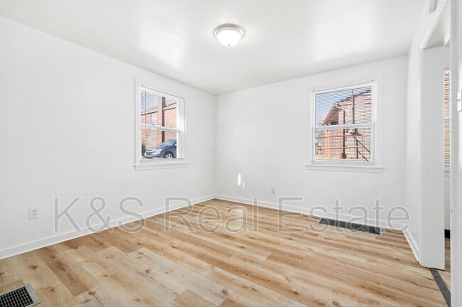 Building Photo - 209 Hurston Way