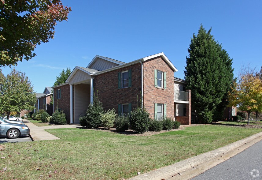 Hickory Place Apartments Hickory Place Apartments