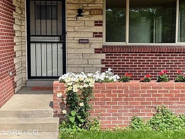Building Photo - 3 br, 2 bath House - 2476 Zenobia St.