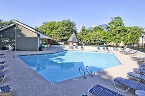 Foto del edificio - 448 McGill Pl NE