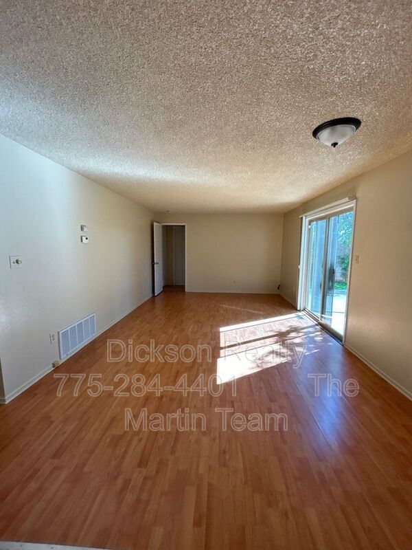 Building Photo - 907 Camino Real Dr