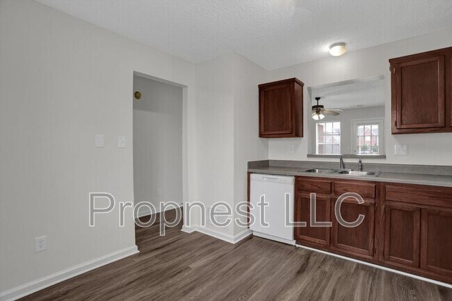Foto del edificio - 7349 Perrin Cove