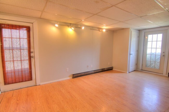 Foto del edificio - 5365 Trailview Dr