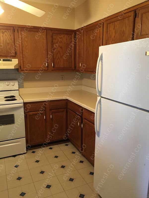 Building Photo - 1647 Skiffes Creek Cir