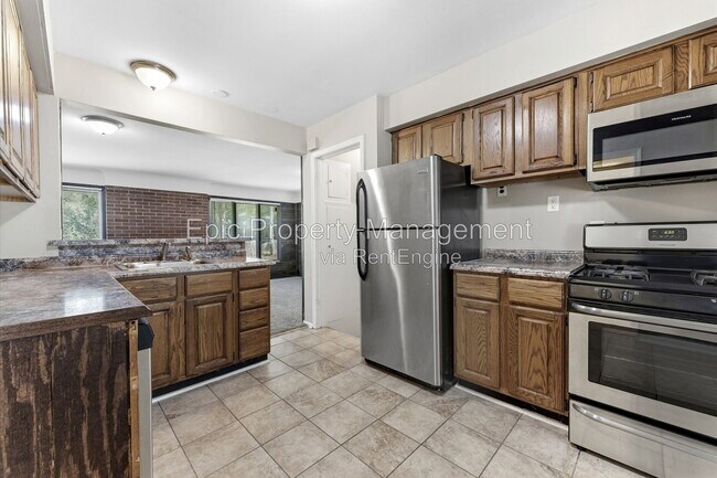 Foto del edificio - 812 Riverbank St