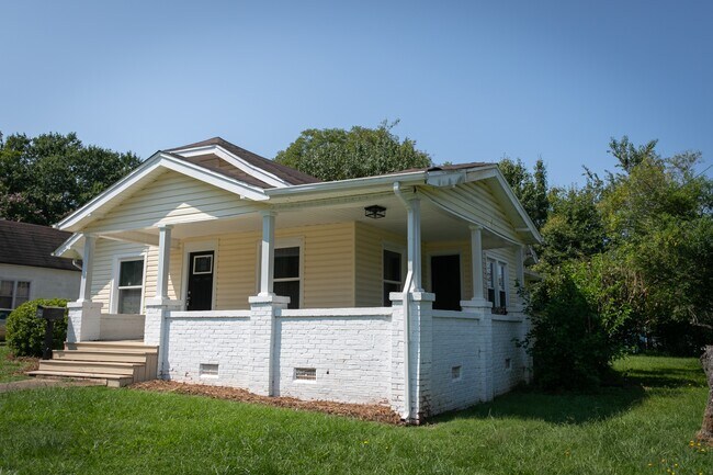 Foto del edificio - 135 14th St NW