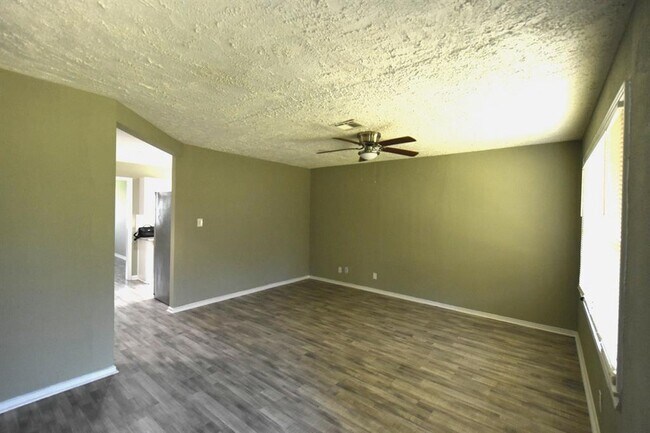 Building Photo - 4038 Erby St