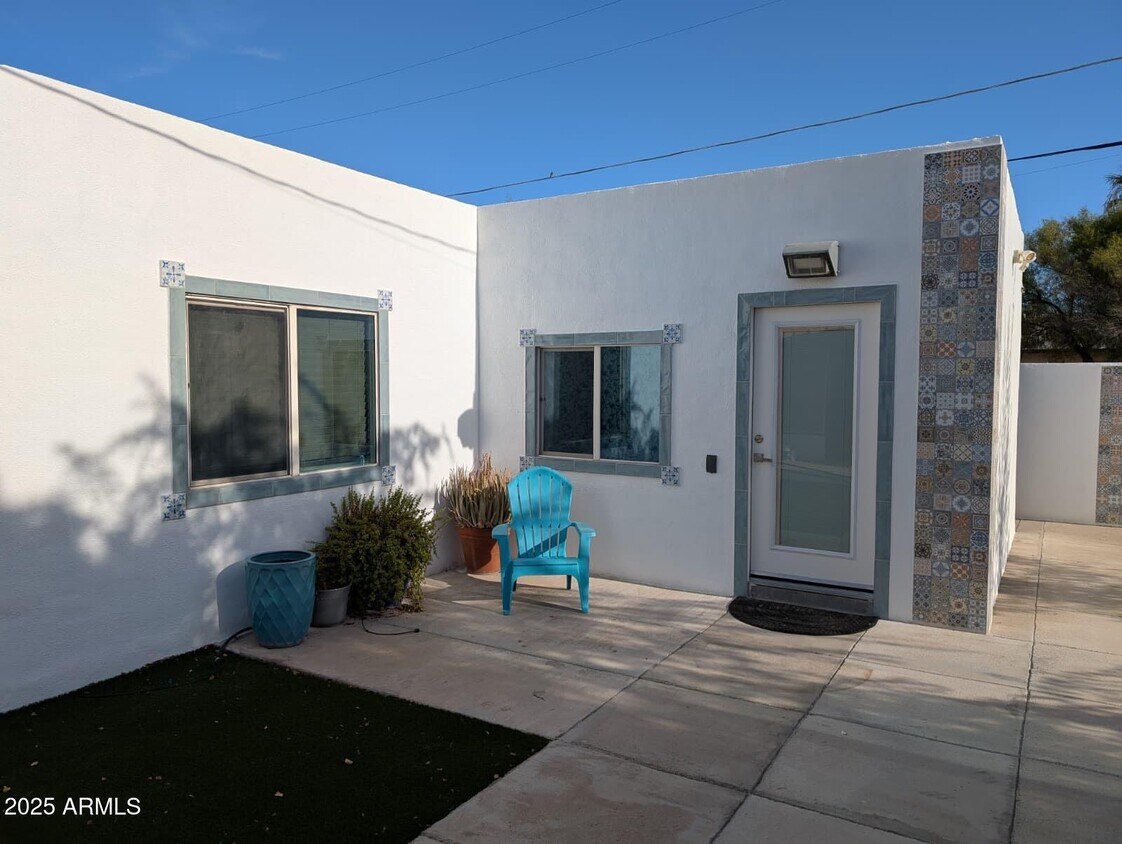 Foto principal - 4350 E Palm Ln