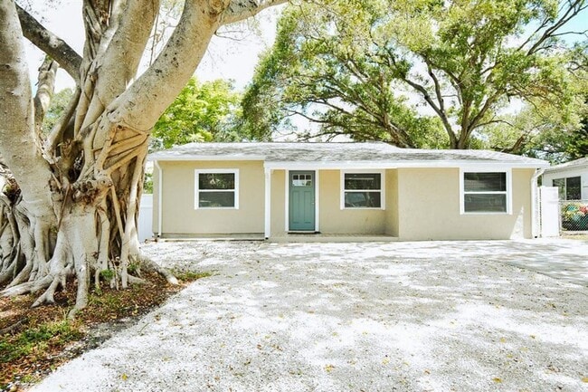 Beautiful 3 Bedroom Largo Home with Large ... - Beautiful 3 Bedroom Largo Home with Large ...