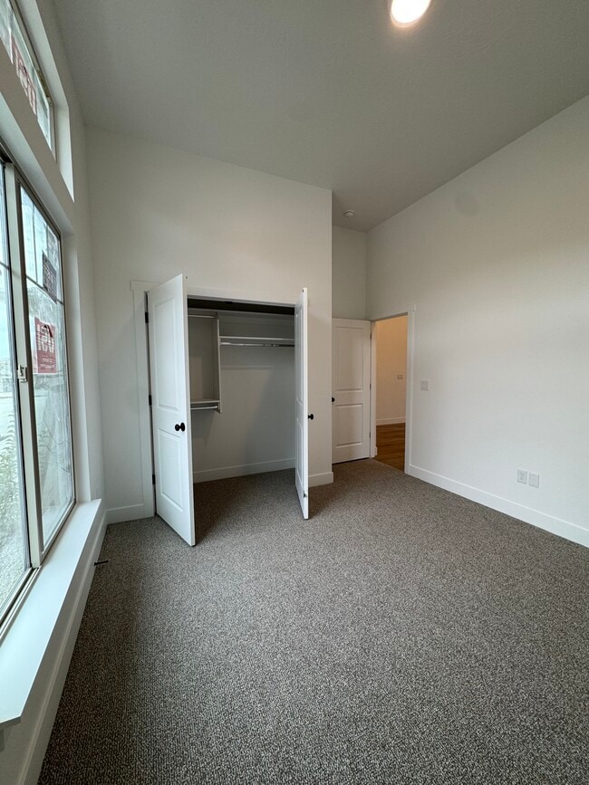 Foto del edificio - 1593 E Dihedral Dr