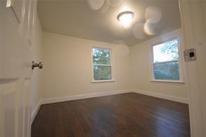 Foto del edificio - 1026 W Florence St