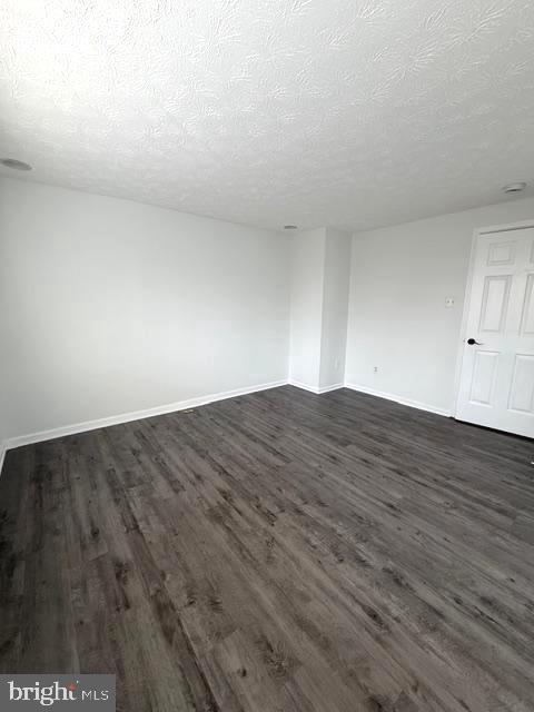 Foto del edificio - 6131 Gardenia Ct