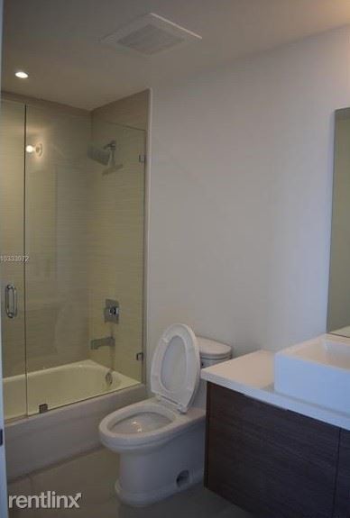 Building Photo - 1 br, 1 bath Condo - Brickell Ten