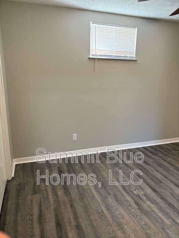 Foto del edificio - 3953 Kent St