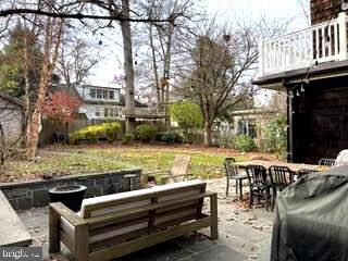 Foto del edificio - 3364 Stuyvesant Pl NW