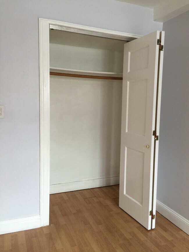 Foto del edificio - 3228 73rd St