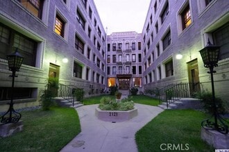 Building Photo - 2121 James M Wood Blvd